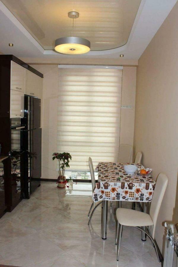 Flat Near The Mcdonald'S Apartment บาทูมิ ภายนอก รูปภาพ